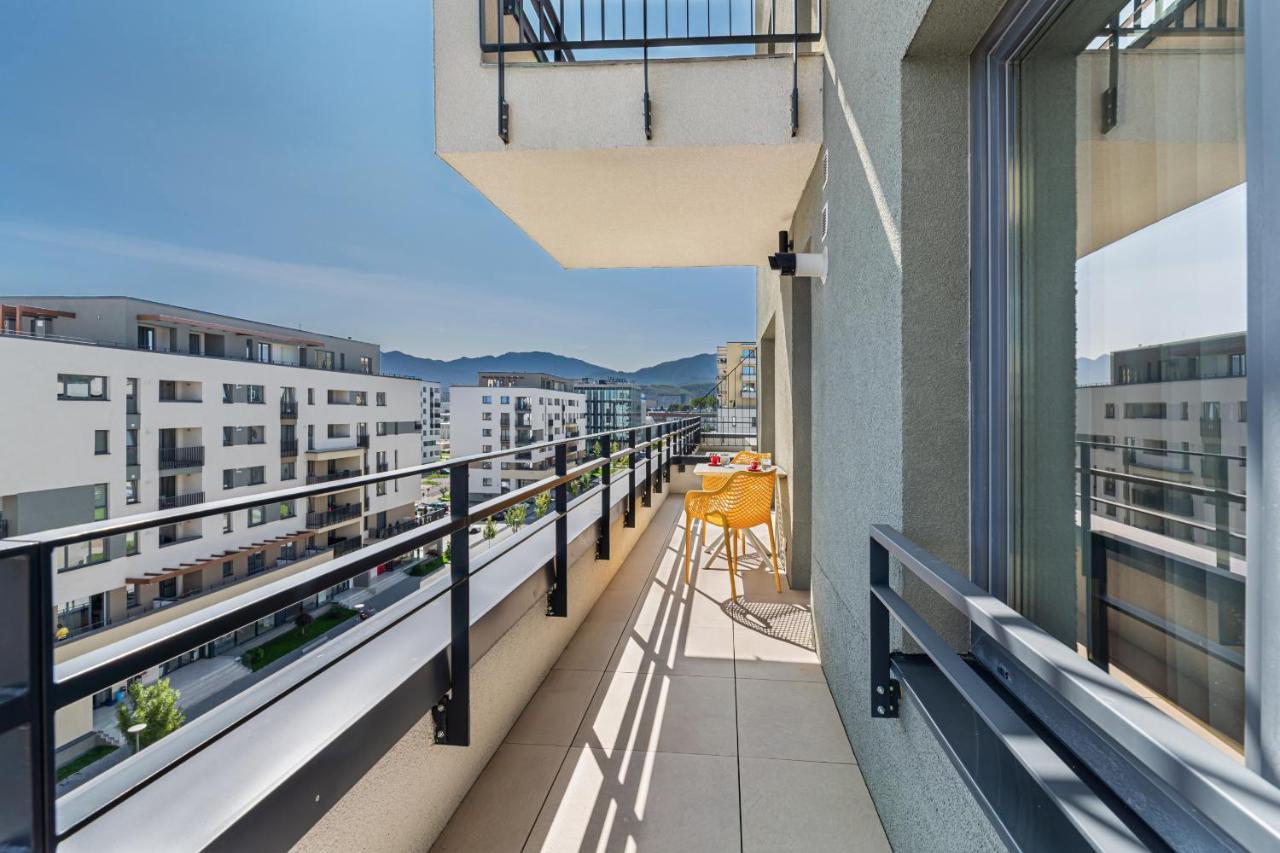 Promenada Studios Brașov Exterior foto
