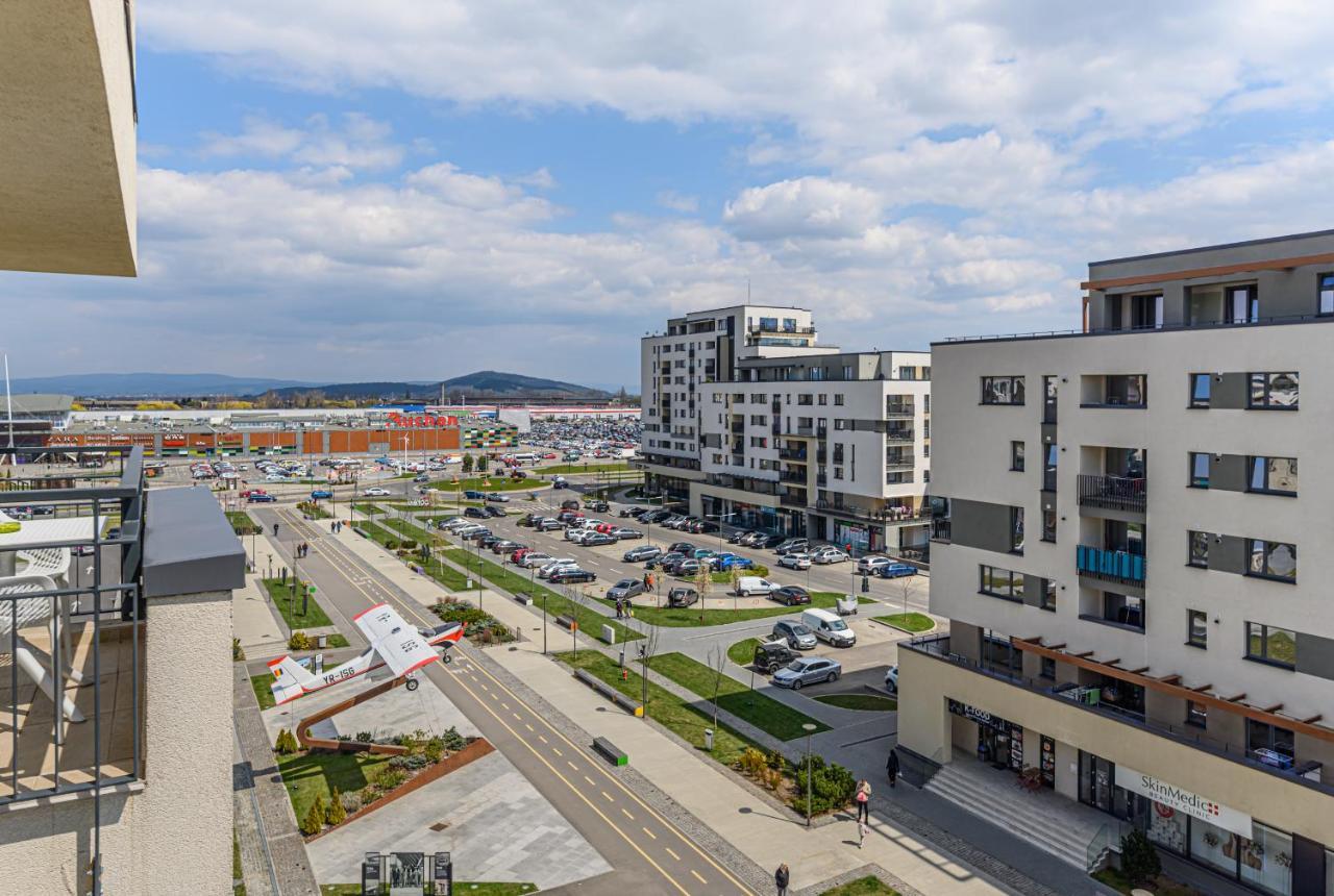 Promenada Studios Brașov Exterior foto